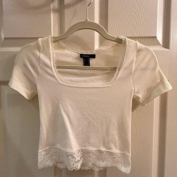 Forever 21 Tops - NWOT Forever 21 Ivory Lace-Trimmed Crop Top